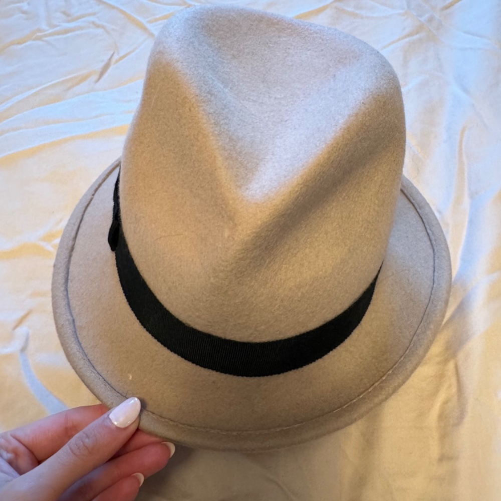 french connection hat - Picture 3 of 5